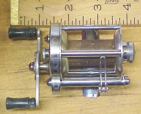Pflueger Skilkast No. 1953 Level Wind Reel