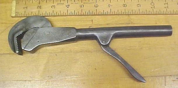 Irland Pipe Wrench Co. Lever Adjusting Pipe Wrench Antique