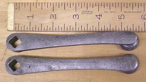 Antique Cast Steel Machine Handle Square Drive Slot