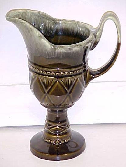 Hull Pitcher 10 inch Brown