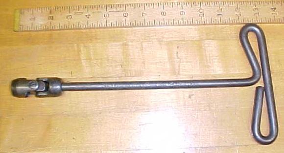 Walden Wrench Universal Joint T-Handle 5/8 inch Socket