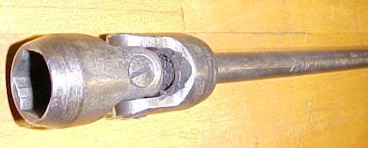 Walden Wrench Universal Joint T-Handle 5/8 inch Socket