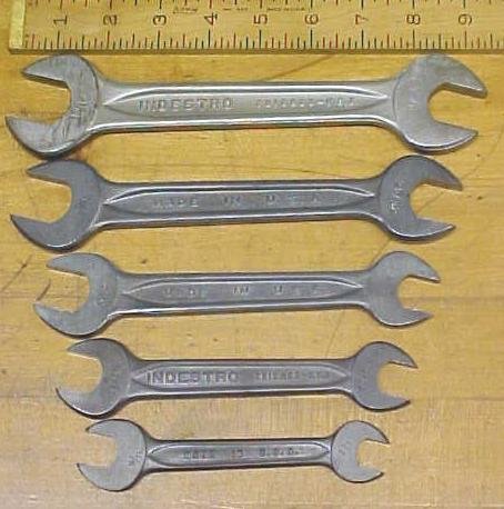 Indestro Wrench Open Ended Set of 5 Antique