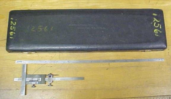 Brown & Sharpe Vernier Depth Gage No. 600 Gauge w/Case