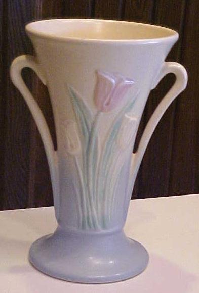 Hull Vase Sueno Tulip 100-33-8 inch Side Handles