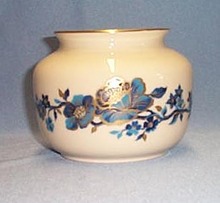 Lenox Pagoda vase