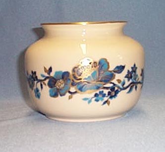Lenox Pagoda vase