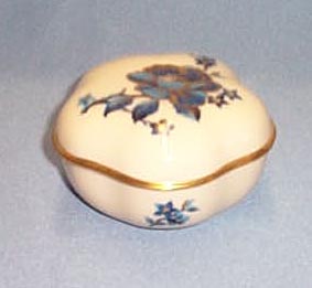 Lenox Pagoda powder box