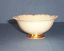Lenox berry dish