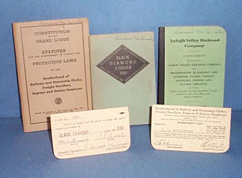 Assorted Lehigh Valley Railroad books and cards