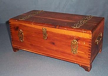 Solid cedar bureau jewelry/handkerchief box