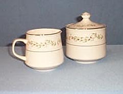Brentwood Cottonwood #47 creamer and lidded sugar by Franciscan