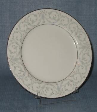 Mikasa Gramercy salad plate