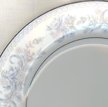 Mikasa Dresden Rose L9009 salad plate
