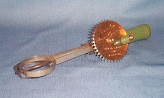 Beats Anything green handled small beater