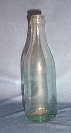 The Ferro Phos Co., Pottstown PA green beverage bottle