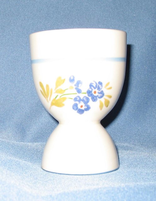 Canonsburg Pottery 2704 egg cup