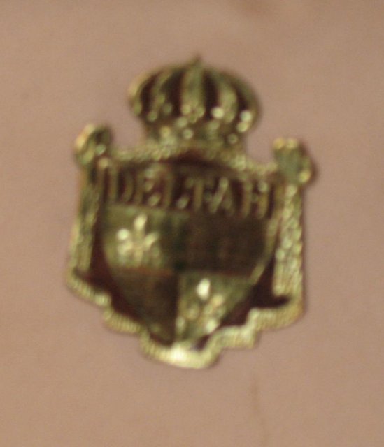 Deltah oval jewelry box