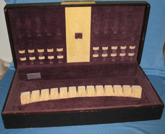 National Silver Co. Anti-Tarnish silver chest