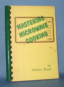 Mastering Microwave Cooking by Marilyn Ream