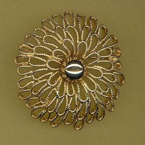 Trifari goldtone brooch
