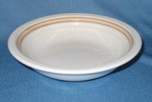 Country Charm Collection Caramel berry bowl