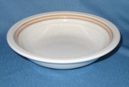 Country Charm Collection Caramel berry bowl
