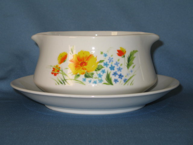 Imperial China Just Spring gravy boat with attached underplate