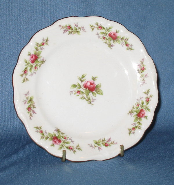 Johann Haviland, Bavaria Germany Moss Rose bread plate