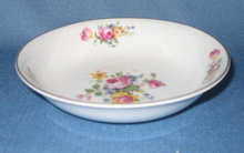T K Thun Bohemia THU 166 berry/fruit bowl