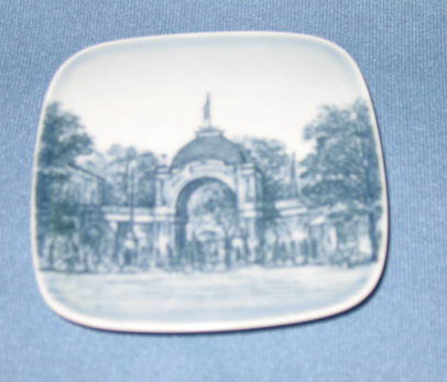 B & G Tivoli 1710/5708 cup plate