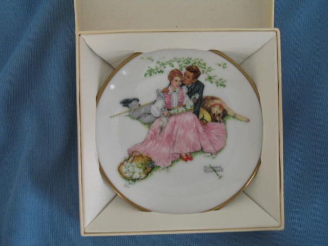 Norman Rockwell Four Seasons Miniature Plate #531: Flowers in Tender Bloom