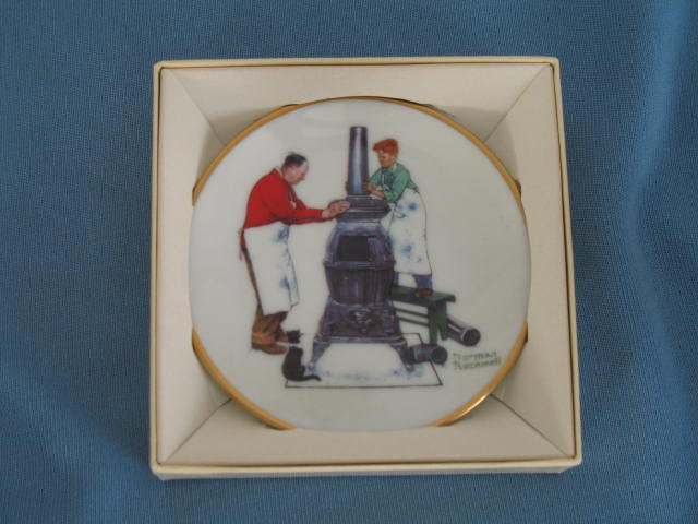 Norman Rockwell Four Seasons Miniature Plate #550: The Coal Season's Coming