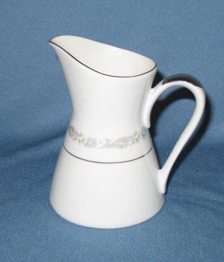 Mikasa Crown Ford creamer
