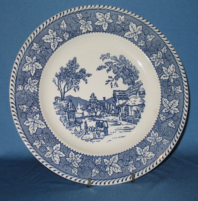 Homer Laughlin Shakespeare Country dinner plate