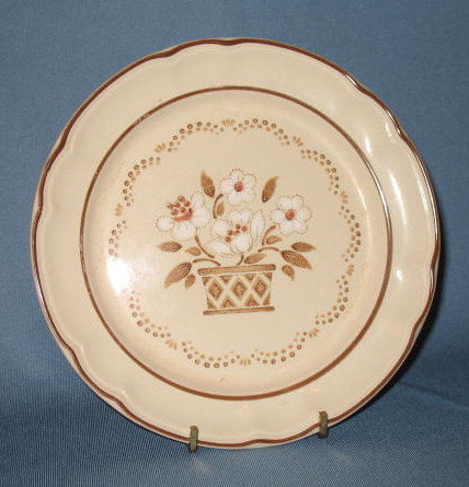 Hearthside Cumberland Mayblossom salad plate
