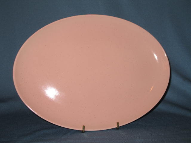 Taylor-Smith-Taylor Pebbleford Pink oval platter