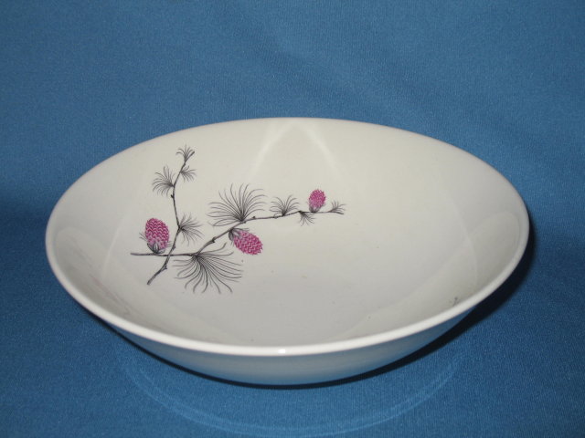 Canonsburg Pottery Wild Clover round vegetable bowl