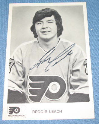 Philadelphia Flyers Reggie Leach autographed picture
