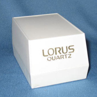 Lorus Quartz Melody Mickey Watch case