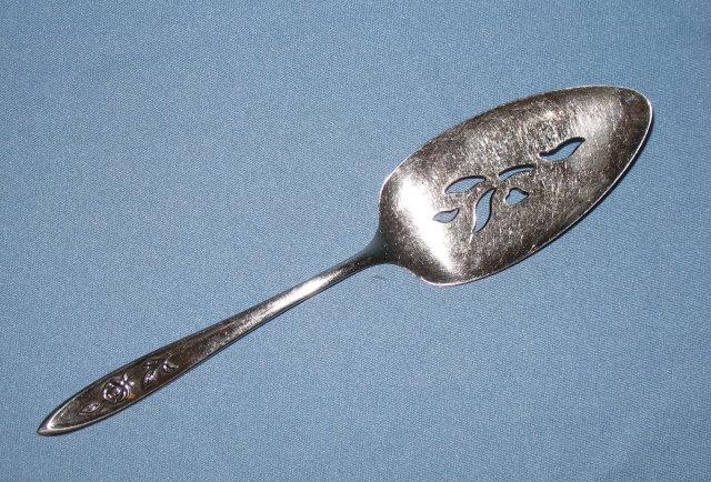 Oneida My Rose Community Stainless pierced pie and cake server