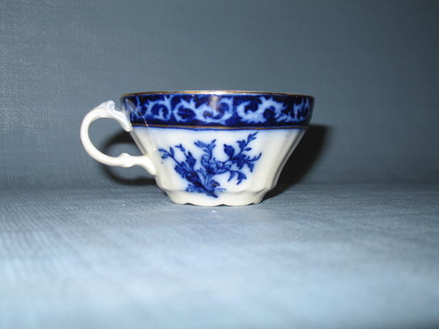 Stanley Pottery Co. England Touraine flow blue cup