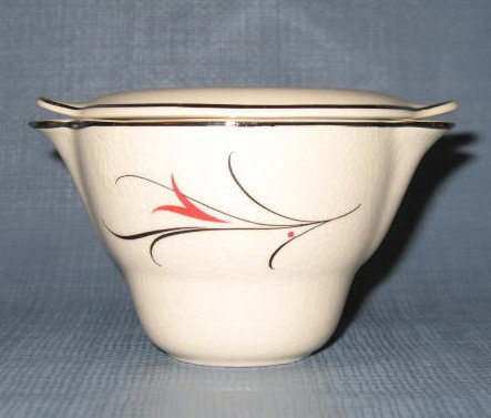Salem China Serenade covered sugar bowl