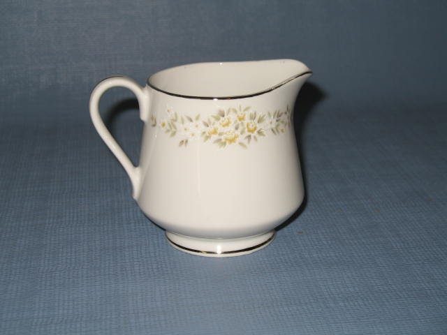 Fine China of Japan Lady Carolyn creamer