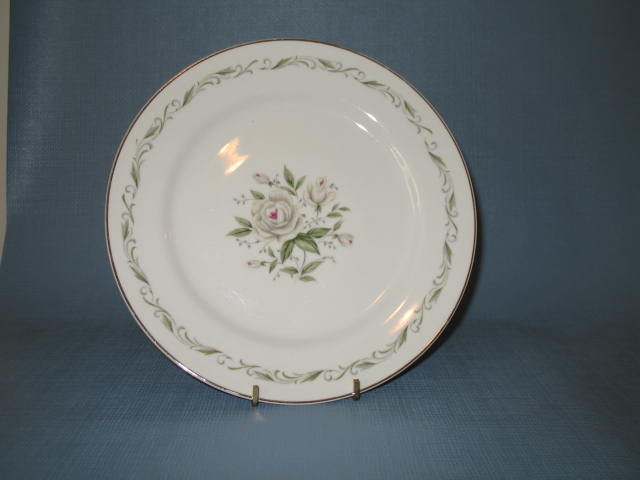 Diamond China Romance dinner plate