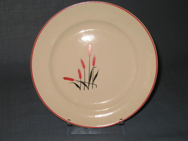 Universal Camwood Ivory Cat-Tail salad plate