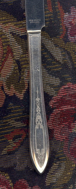 Oneida Debutante/ Grandeur/ Princess modern hollow grille knife