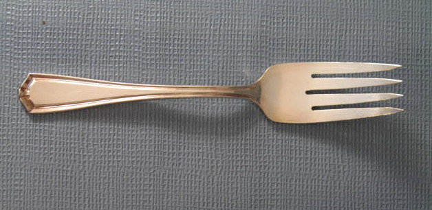 Oneida Hotel Plate (Triple) dessert fork