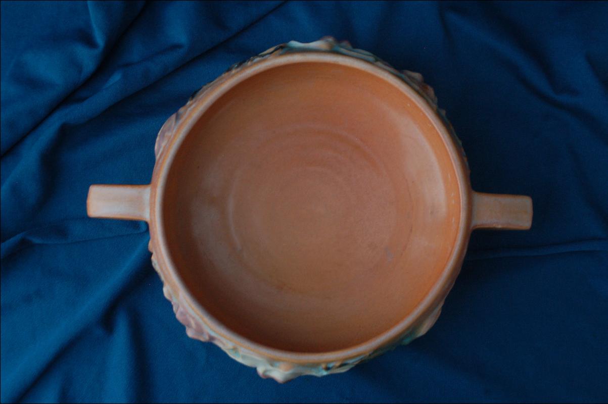 Wonderful Magnolia Roseville Console Bowl circa 1943