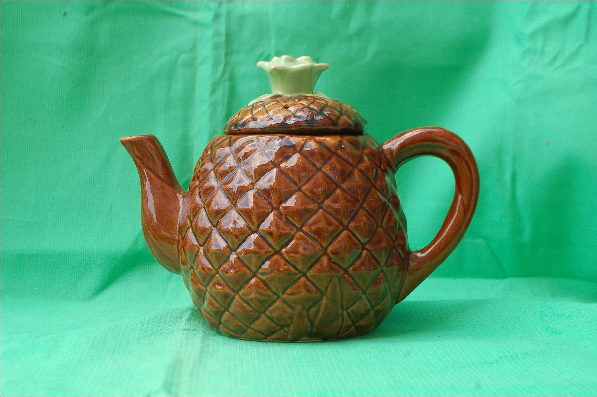 Majolica Pineapple Tea Pot